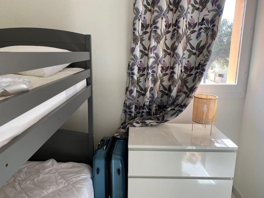 Ravissant T3 En Duplex Proche Mer La Londe-les-Maures Esterno foto