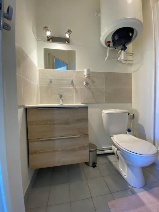 Ravissant T3 En Duplex Proche Mer La Londe-les-Maures Esterno foto